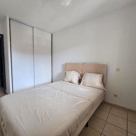 Appartement Dans Residence Avec Piscine Agde Kültér fotó
